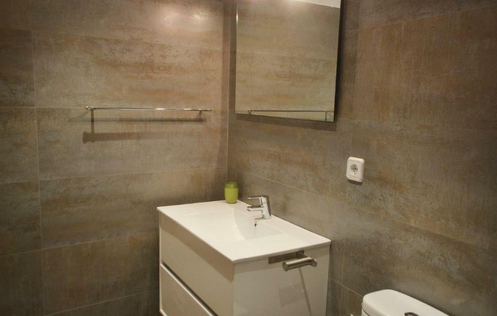 Apartamento Duplex en frente de la playa al lado de Barcelona Canyet de Mar Exterior foto